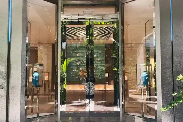 Tiffany and Co glass doors